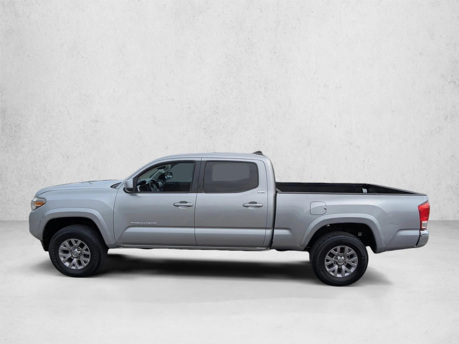 2017 Toyota Tacoma SR5 Double Cab 6' Bed V6 4x4 AT (Natl)