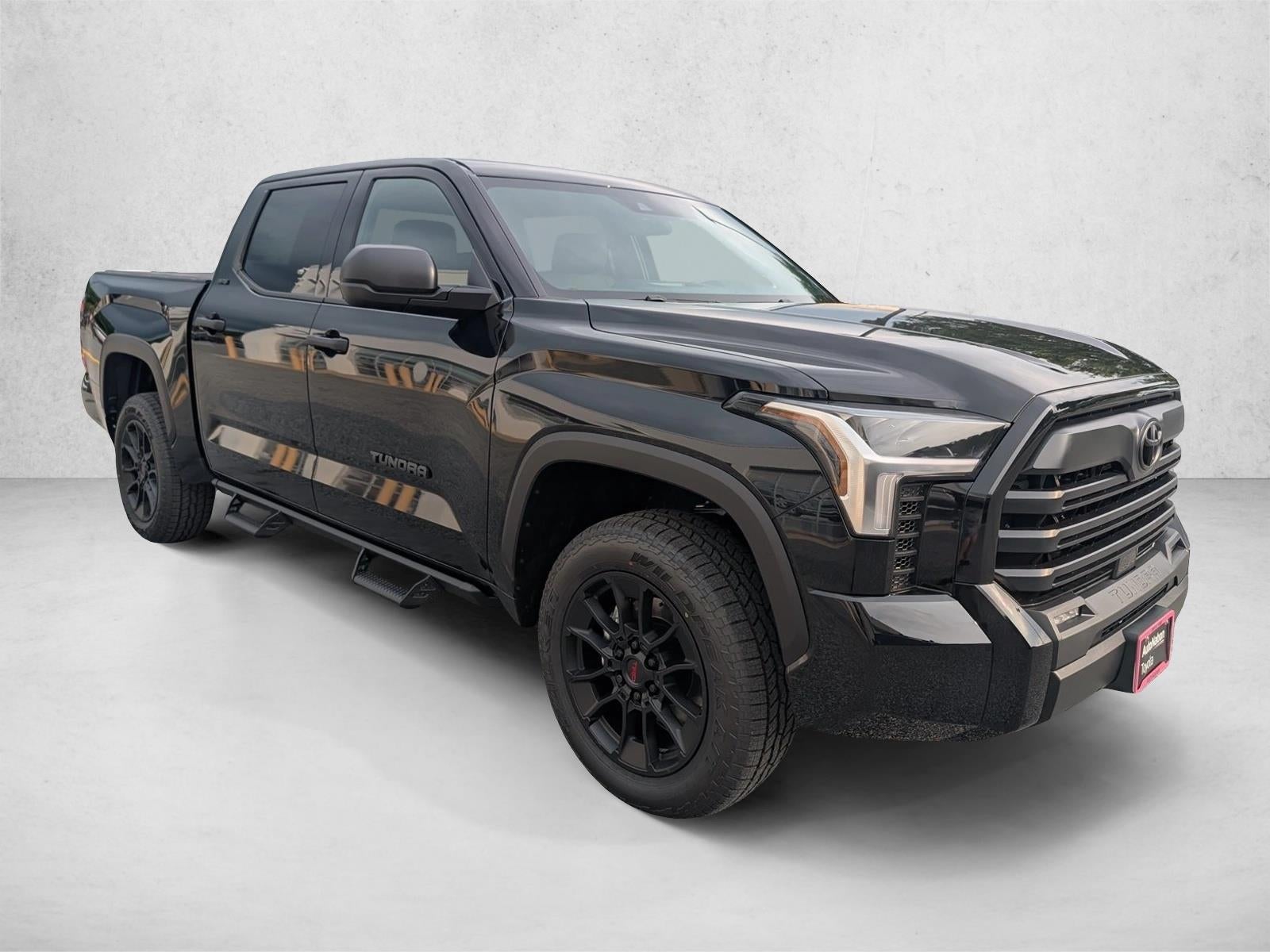 2026 Toyota Tundra 4WD 4WD SR5 CrewMax 5.5' Bed (Natl)