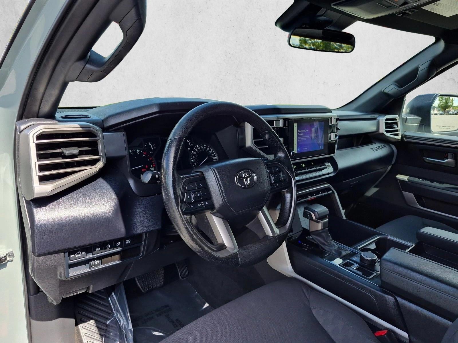 2025 Toyota Tundra 4WD 4WD SR5 CrewMax 5.5' Bed (Natl)