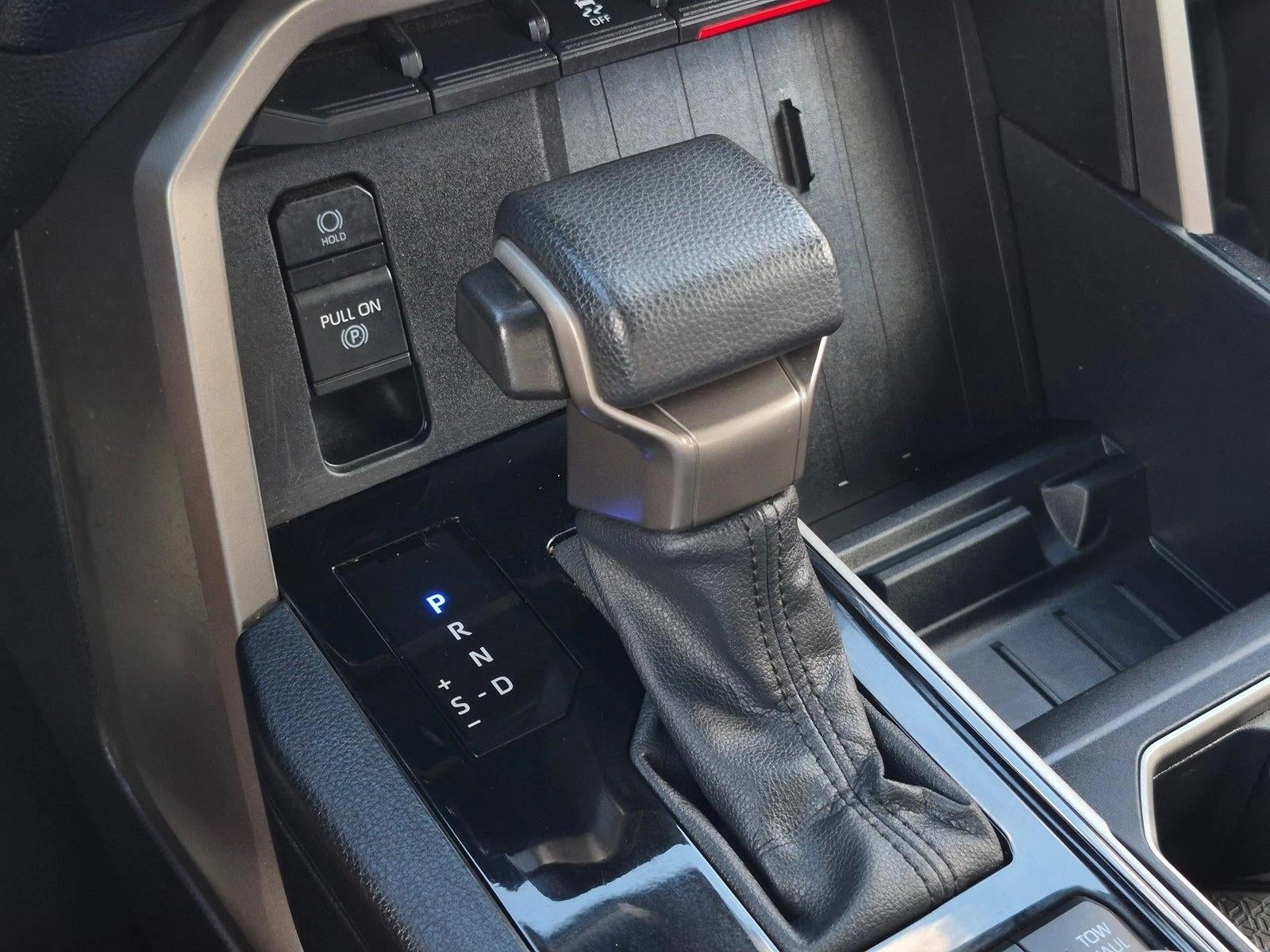 2025 Toyota Tundra 4WD 4WD SR5 CrewMax 5.5' Bed (Natl)