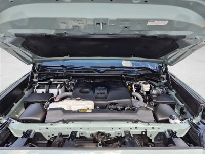 2025 Toyota Tundra 4WD 4WD SR5 CrewMax 5.5' Bed (Natl)