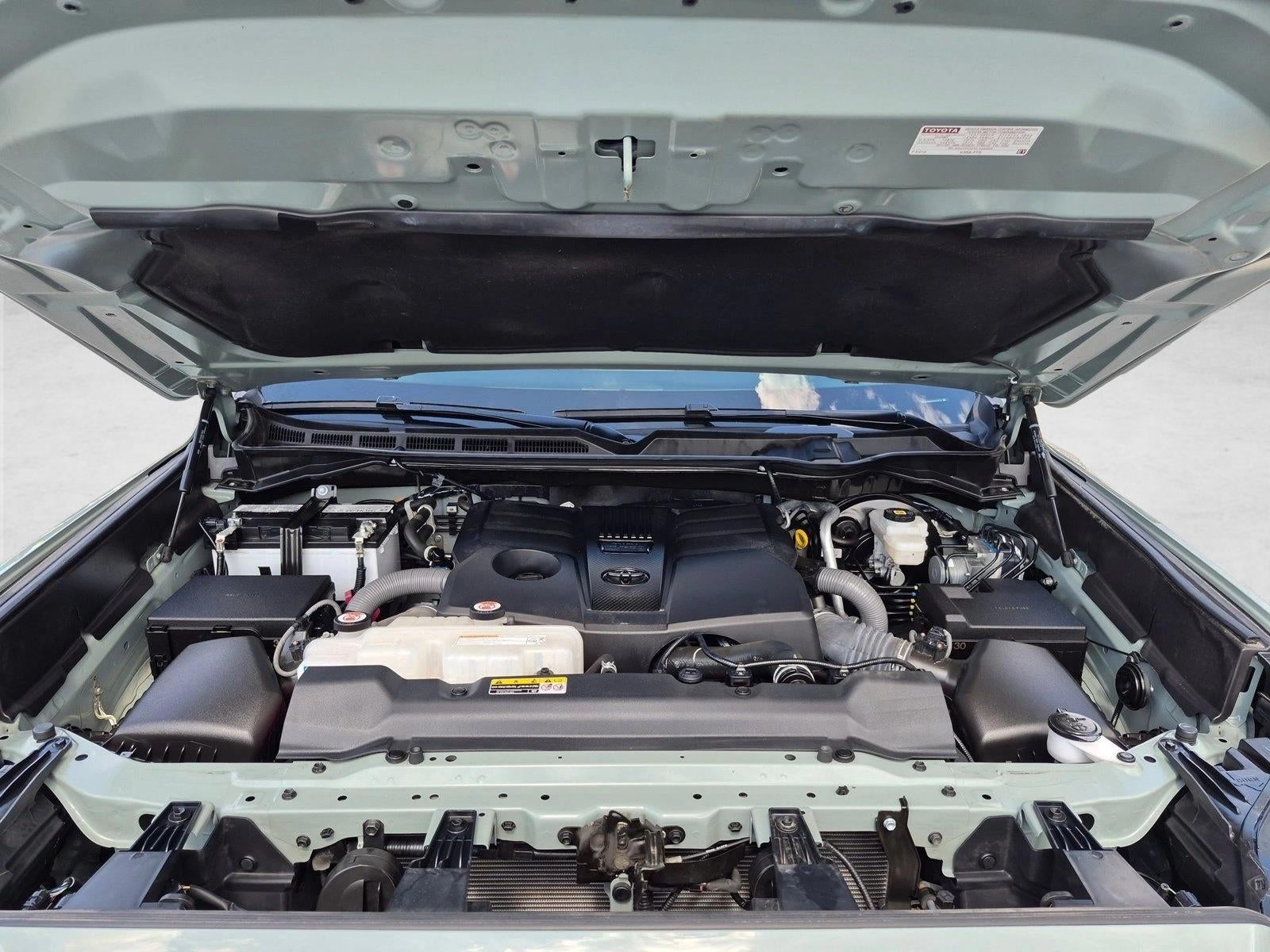 2025 Toyota Tundra 4WD 4WD SR5 CrewMax 5.5' Bed (Natl)