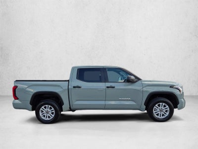 2025 Toyota Tundra 4WD 4WD SR5 CrewMax 5.5' Bed (Natl)