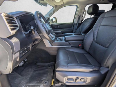 2024 Toyota Tundra 4WD 4WD SR5 CrewMax 5.5' Bed (Natl)