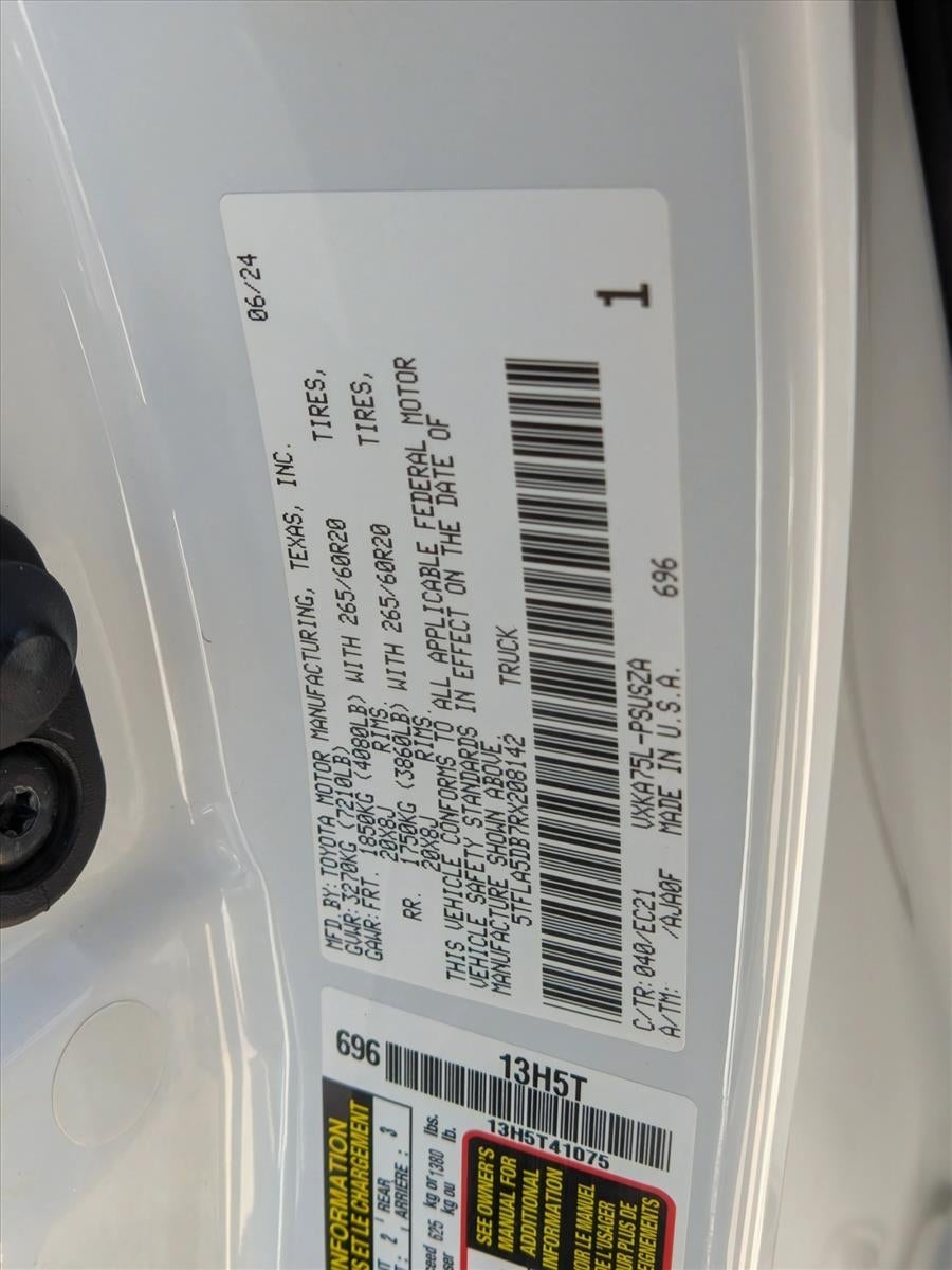 2024 Toyota Tundra 4WD 4WD SR5 CrewMax 5.5' Bed (Natl)