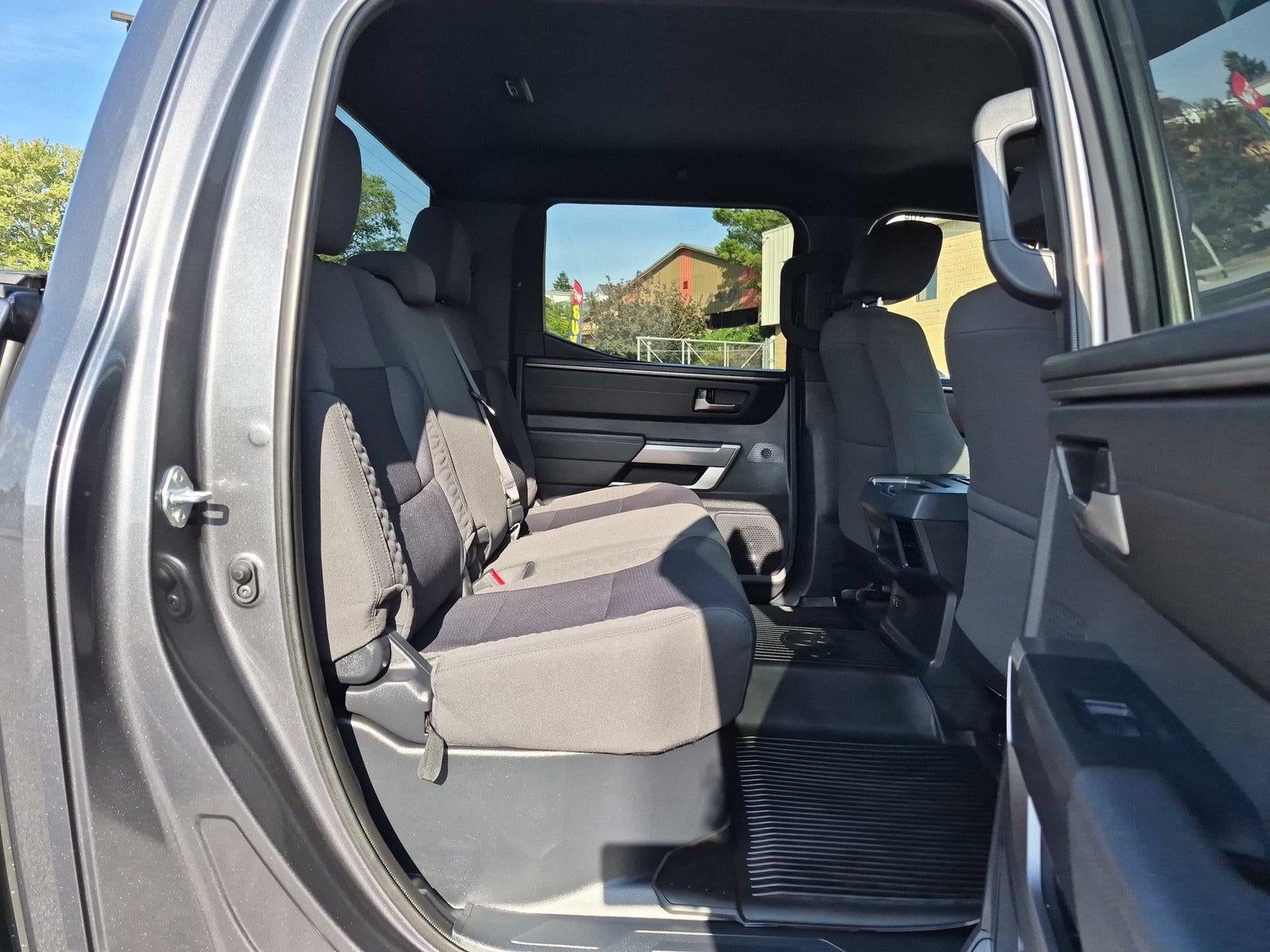 2026 Toyota Tundra 4WD 4WD SR5 CrewMax 5.5' Bed (Natl)