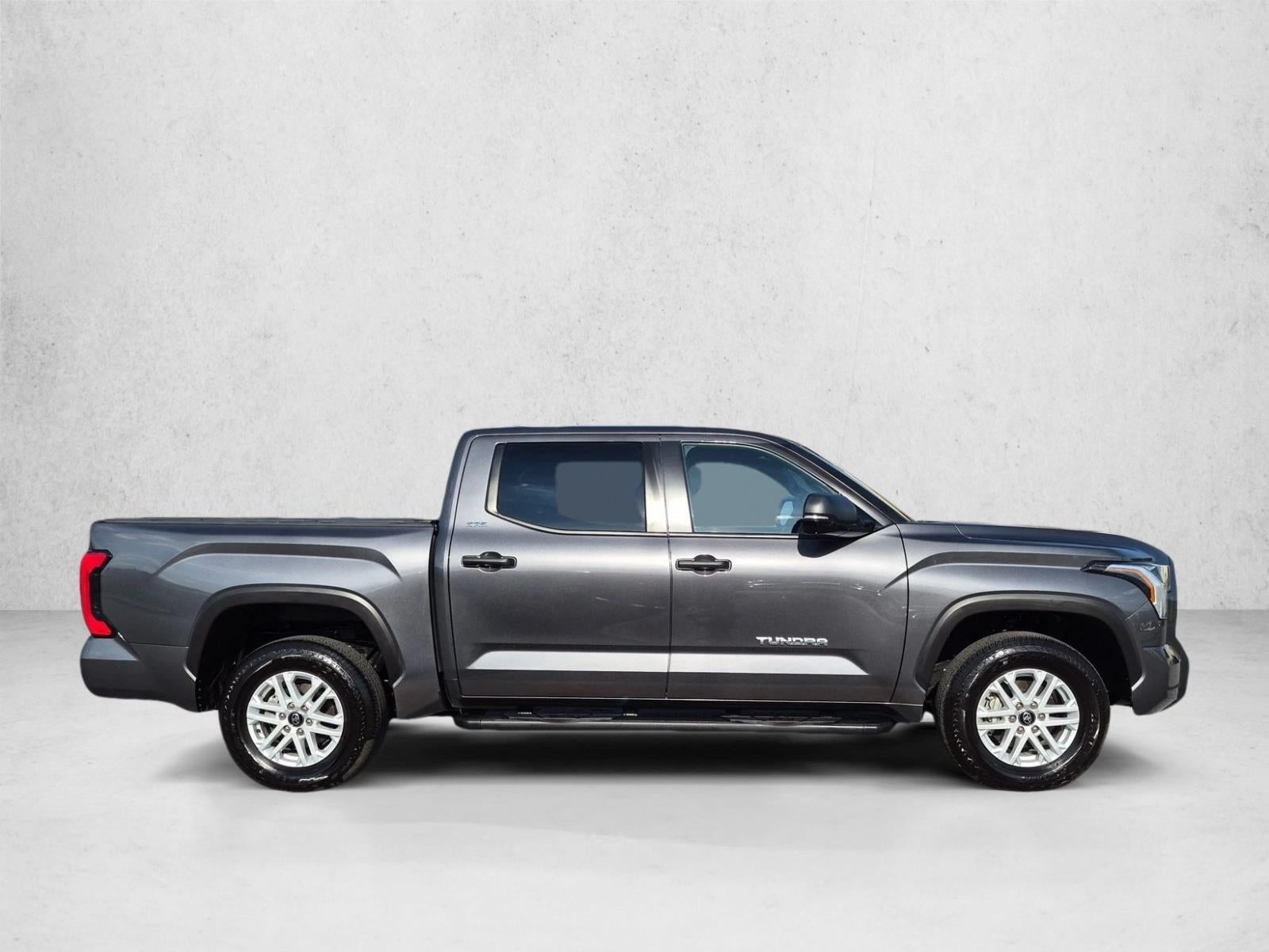 2026 Toyota Tundra 4WD 4WD SR5 CrewMax 5.5' Bed (Natl)