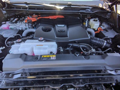 2026 Toyota Tundra 4WD 4WD TRD Pro Hybrid CrewMax 5.5' Bed (Natl)
