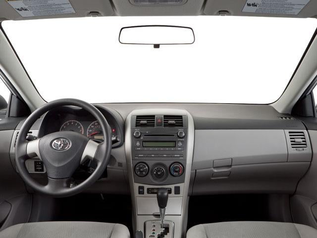 2013 Toyota Corolla 4dr Sdn Auto L (Natl)