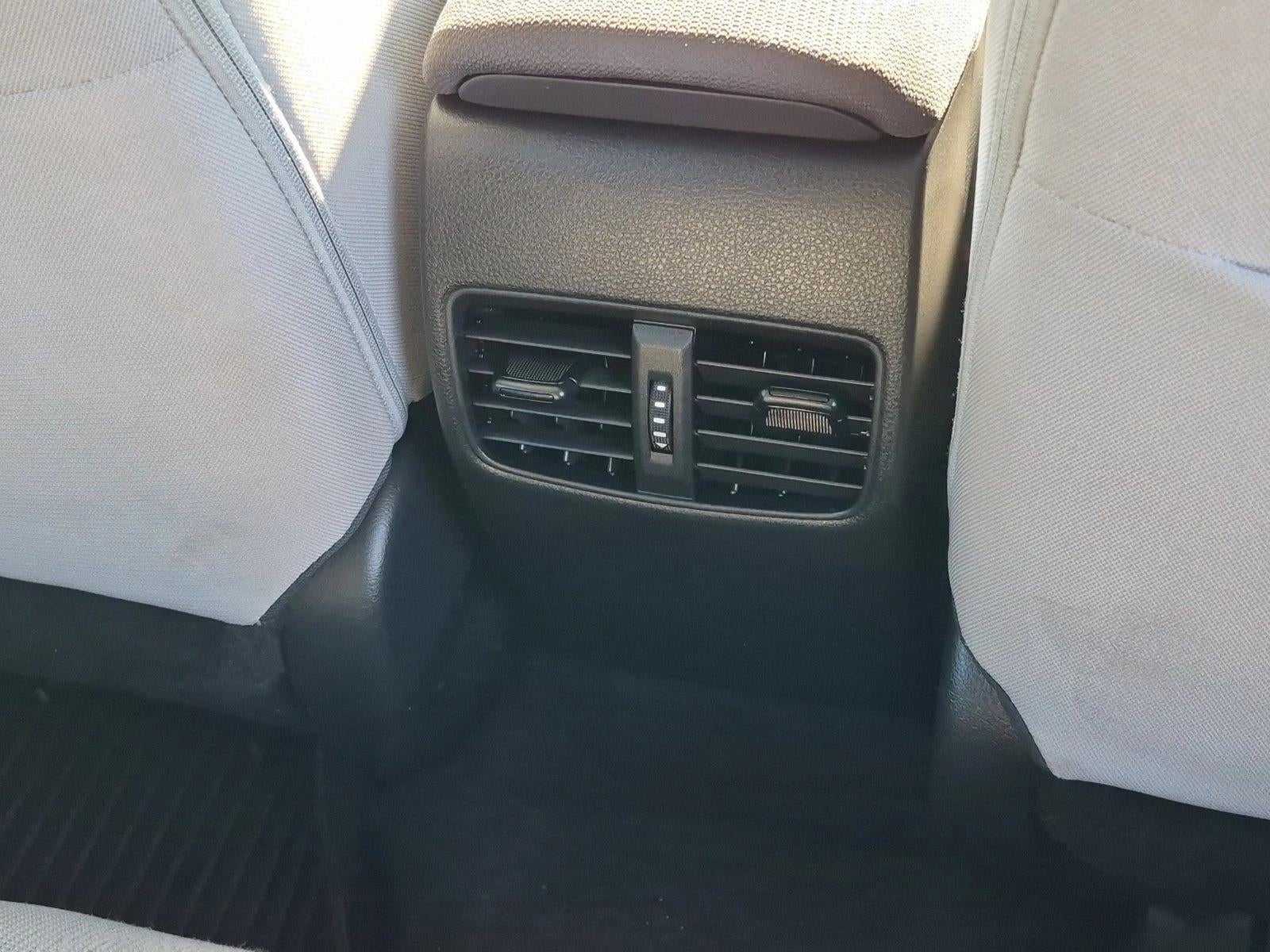 2025 Toyota Corolla Cross L 2WD (Natl)