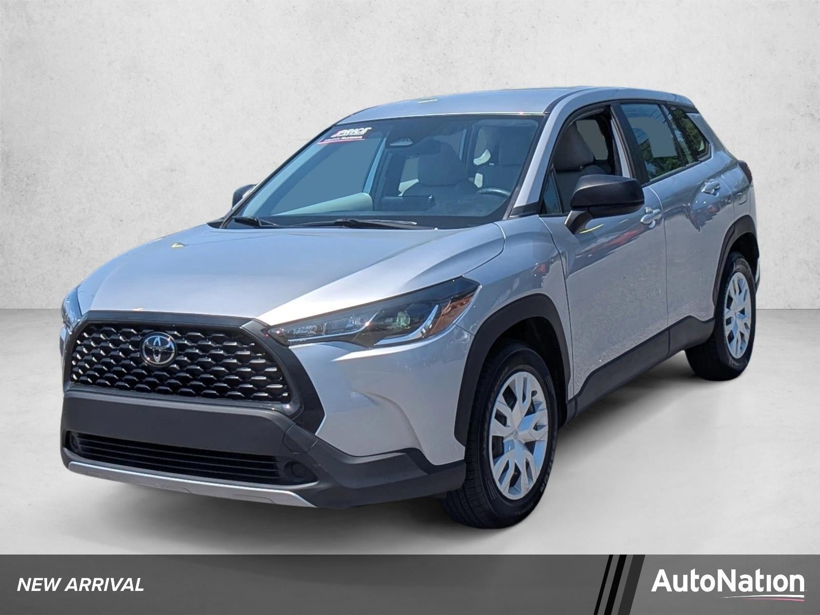 2024 Toyota Corolla Cross L 4WD (Natl)