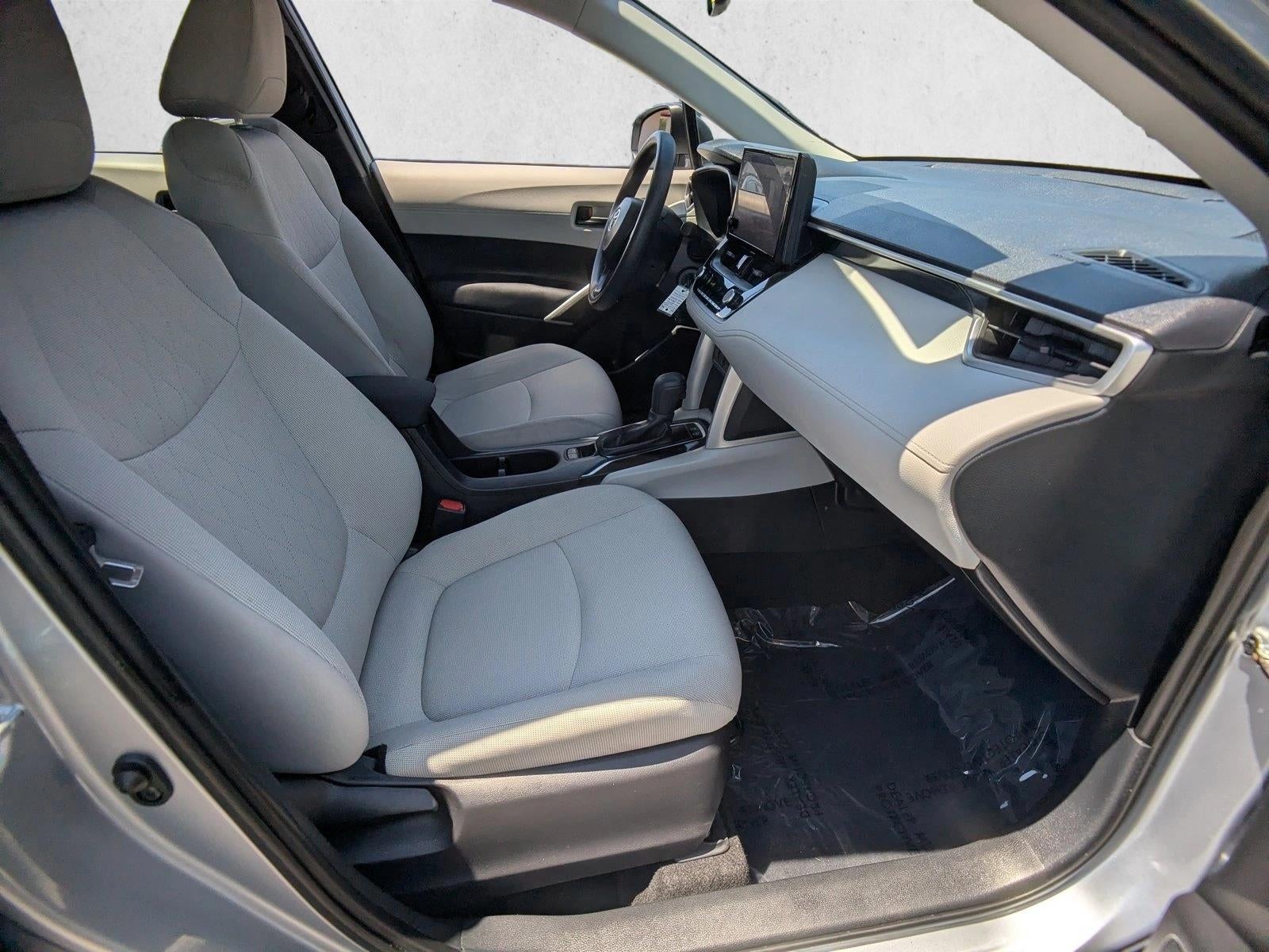 2024 Toyota Corolla Cross L 4WD (Natl)