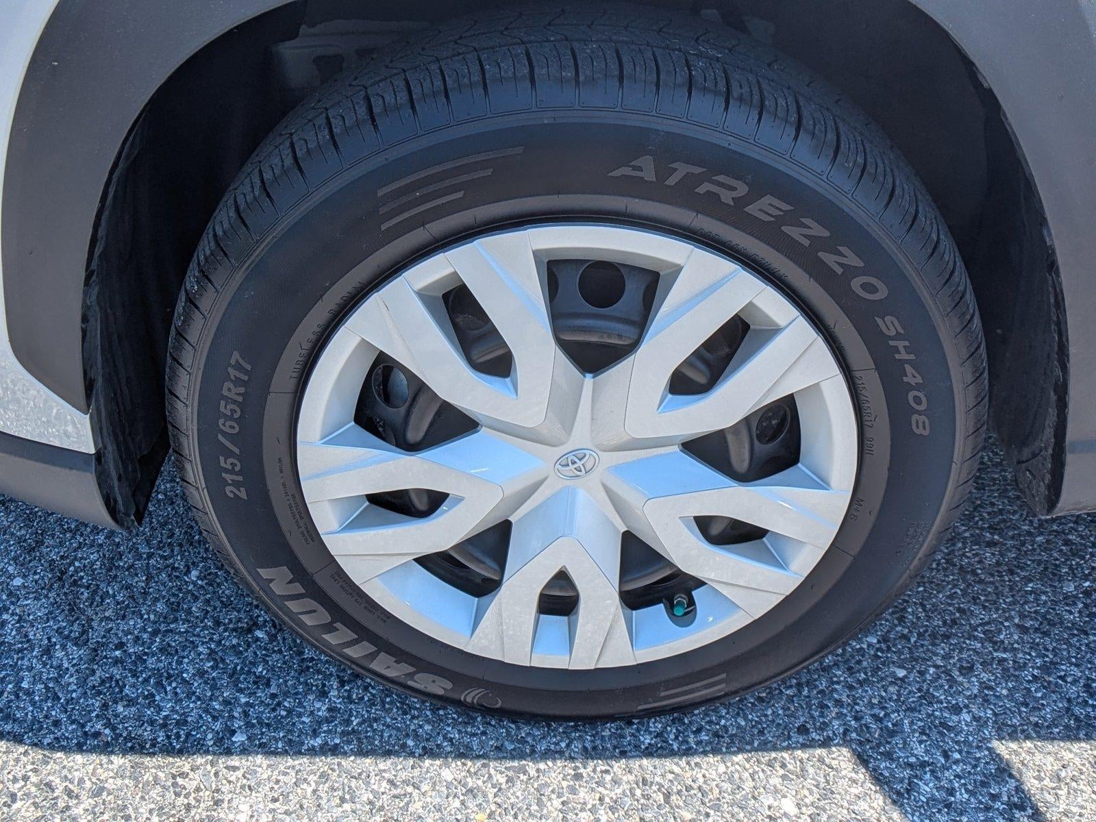 2024 Toyota Corolla Cross L 4WD (Natl)