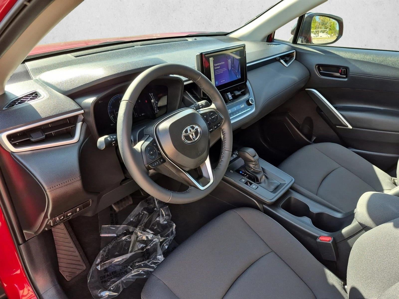 2026 Toyota Corolla Cross LE 4WD (Natl)