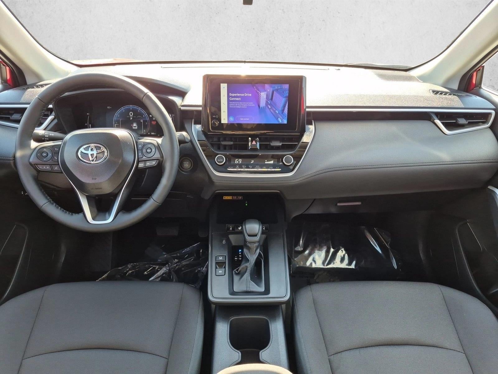 2026 Toyota Corolla Cross LE 4WD (Natl)