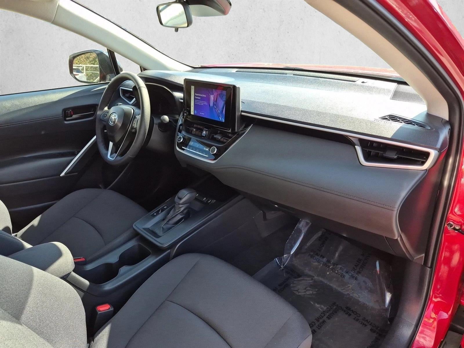 2026 Toyota Corolla Cross LE 4WD (Natl)