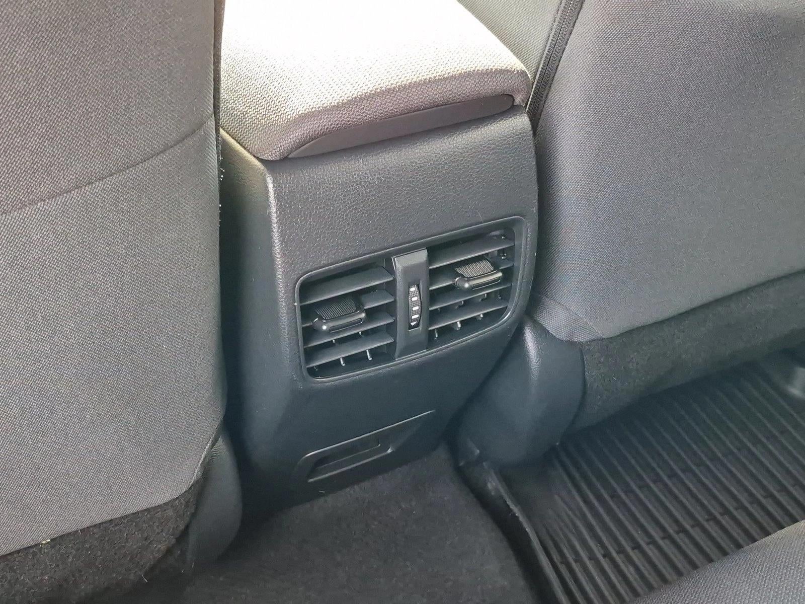 2023 Toyota Corolla Cross LE 2WD (Natl)