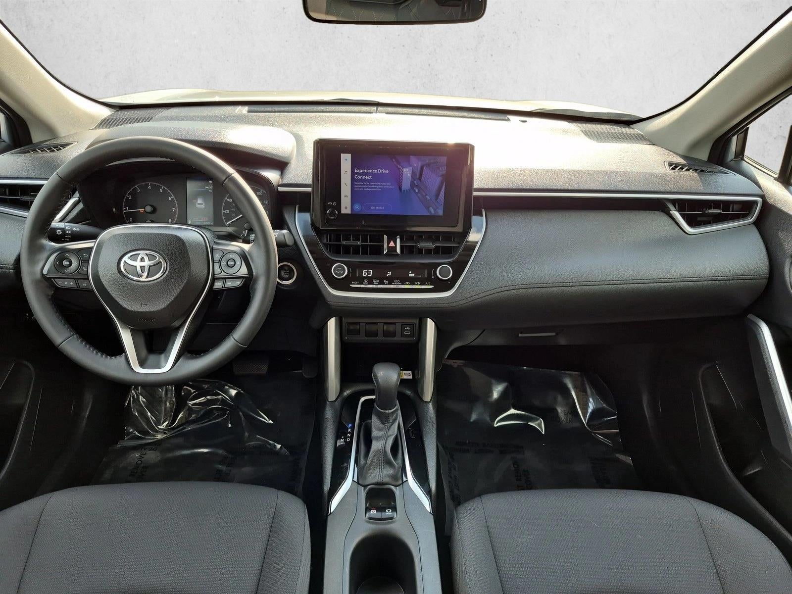 2023 Toyota Corolla Cross LE 2WD (Natl)