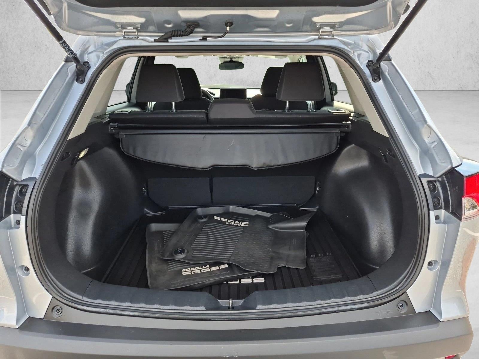 2023 Toyota Corolla Cross LE 2WD (Natl)