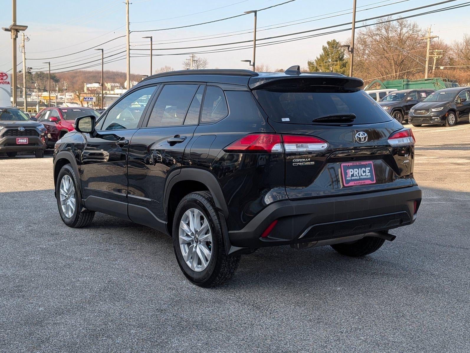 2025 Toyota Corolla Cross LE 4WD (Natl)