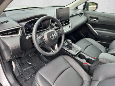 2026 Toyota Corolla Cross XLE 4WD (Natl)