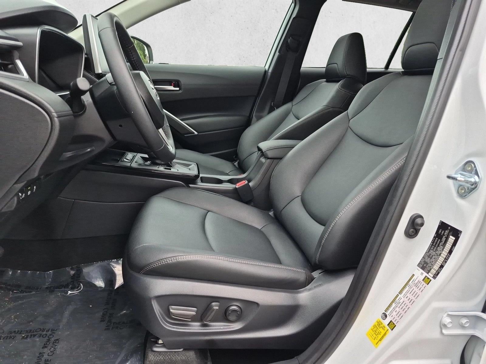 2026 Toyota Corolla Cross XLE 4WD (Natl)
