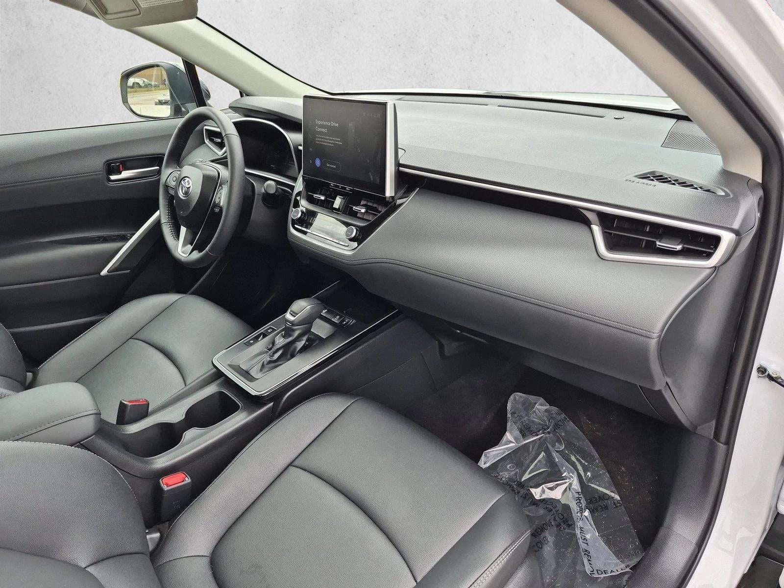 2026 Toyota Corolla Cross XLE 4WD (Natl)