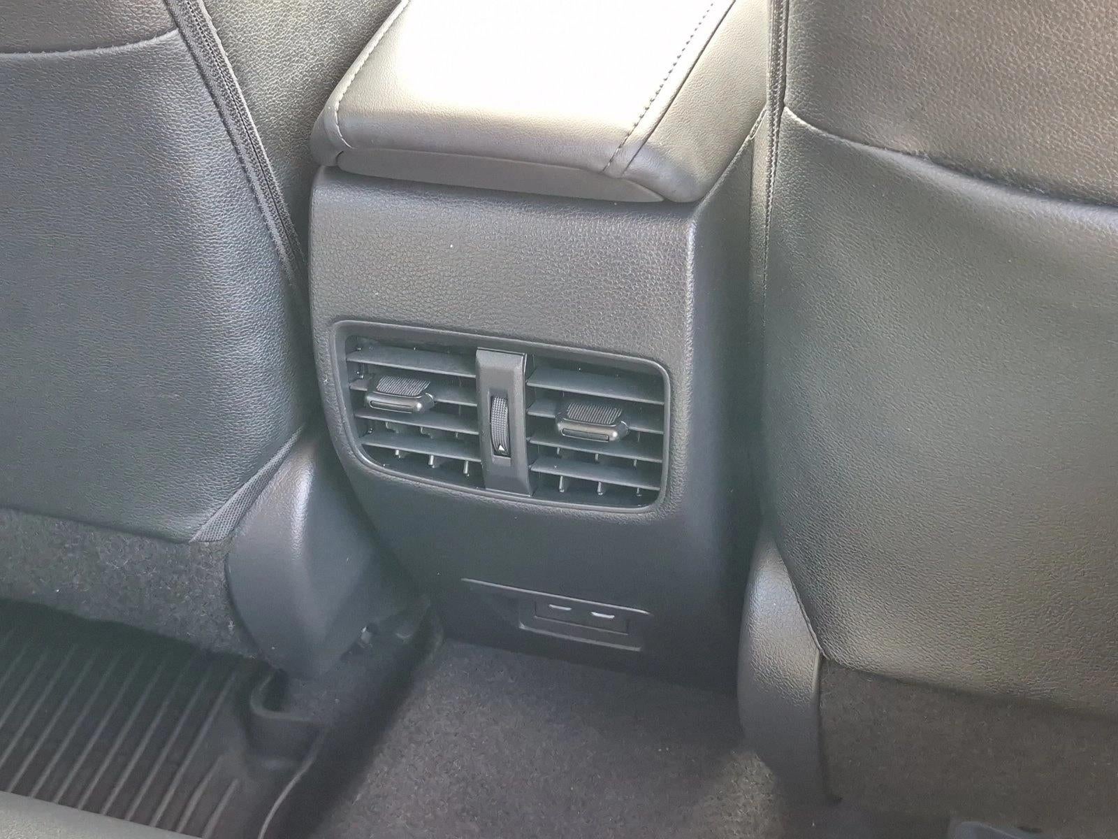 2026 Toyota Corolla Cross XLE 4WD (Natl)