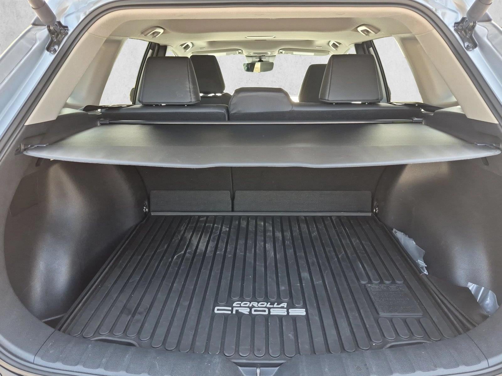 2026 Toyota Corolla Cross XLE 4WD (Natl)