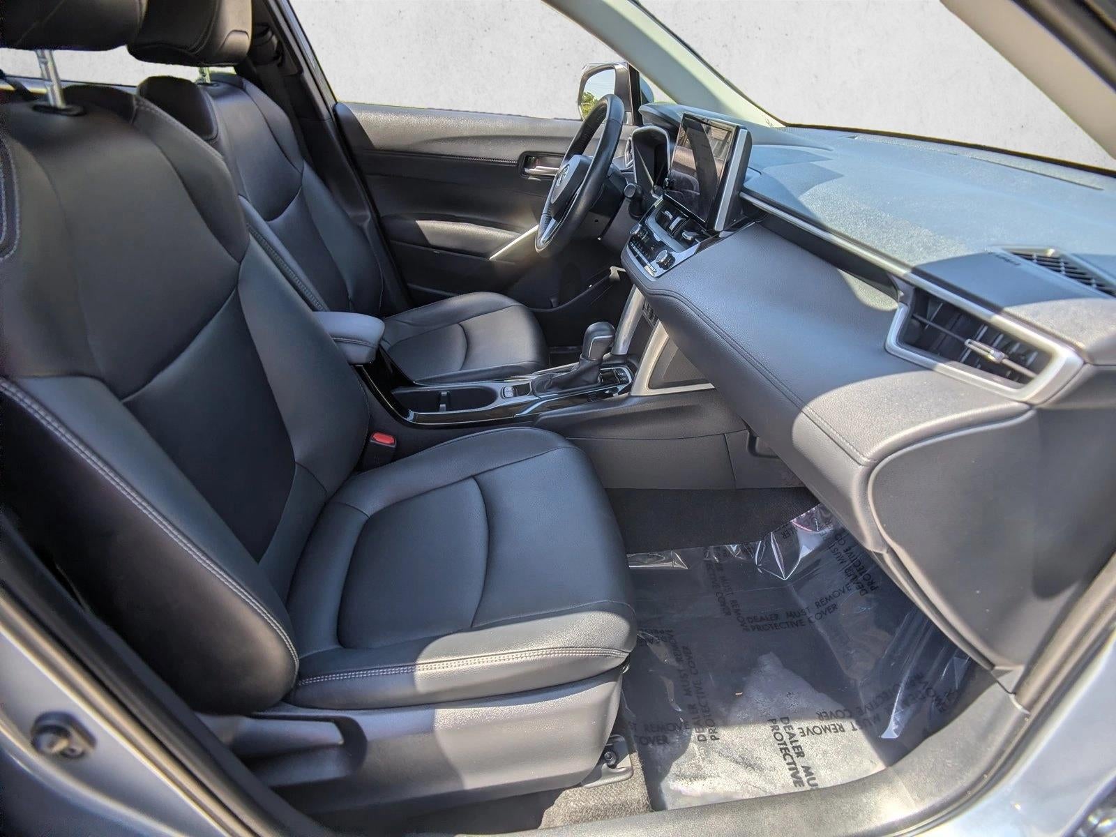 2023 Toyota Corolla Cross XLE 4WD (Natl)
