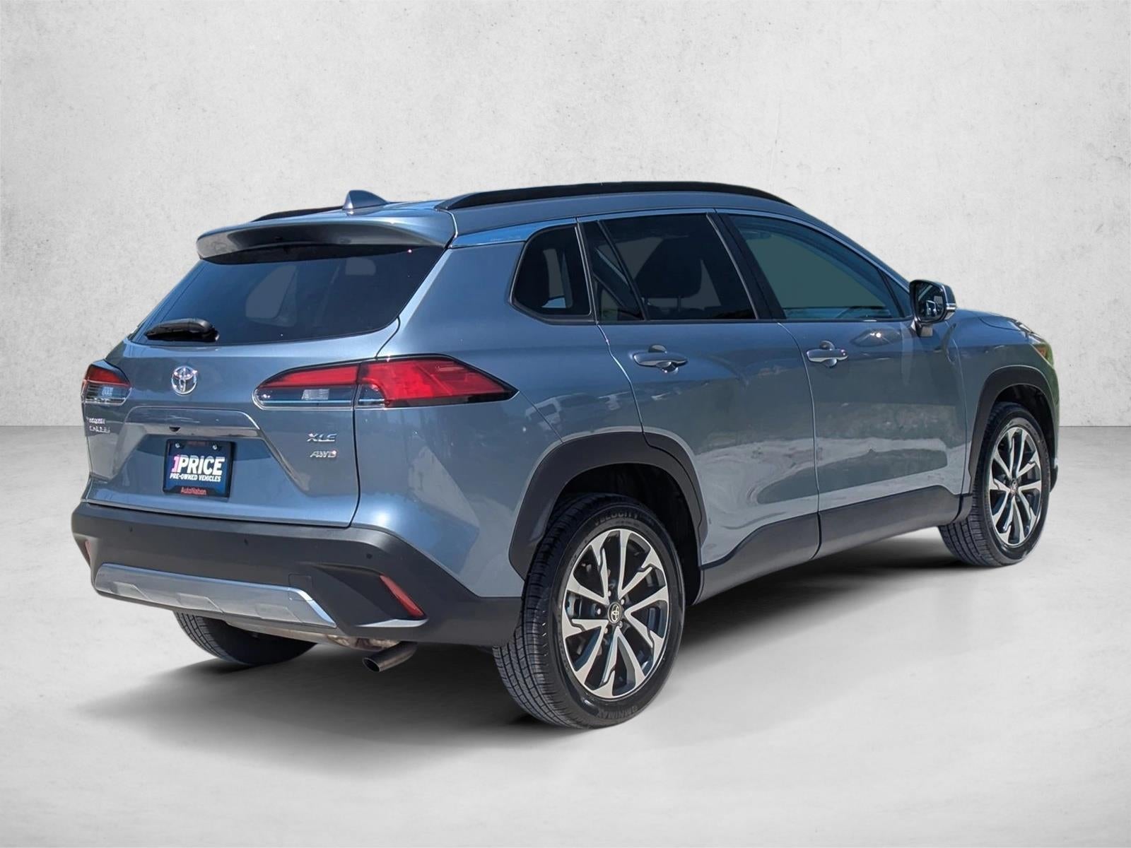 2023 Toyota Corolla Cross XLE 4WD (Natl)