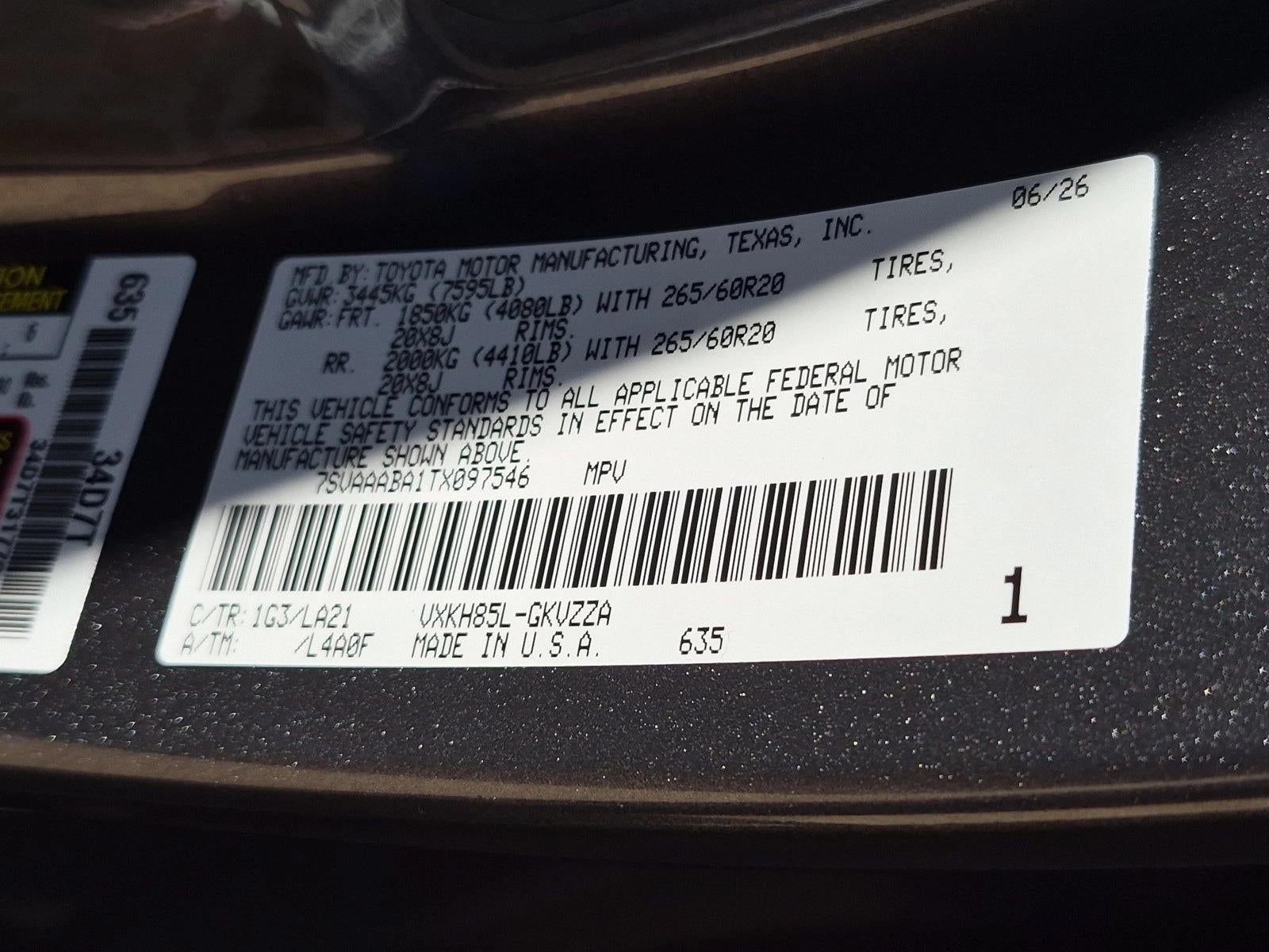 2026 Toyota Sequoia Platinum 4WD (Natl)