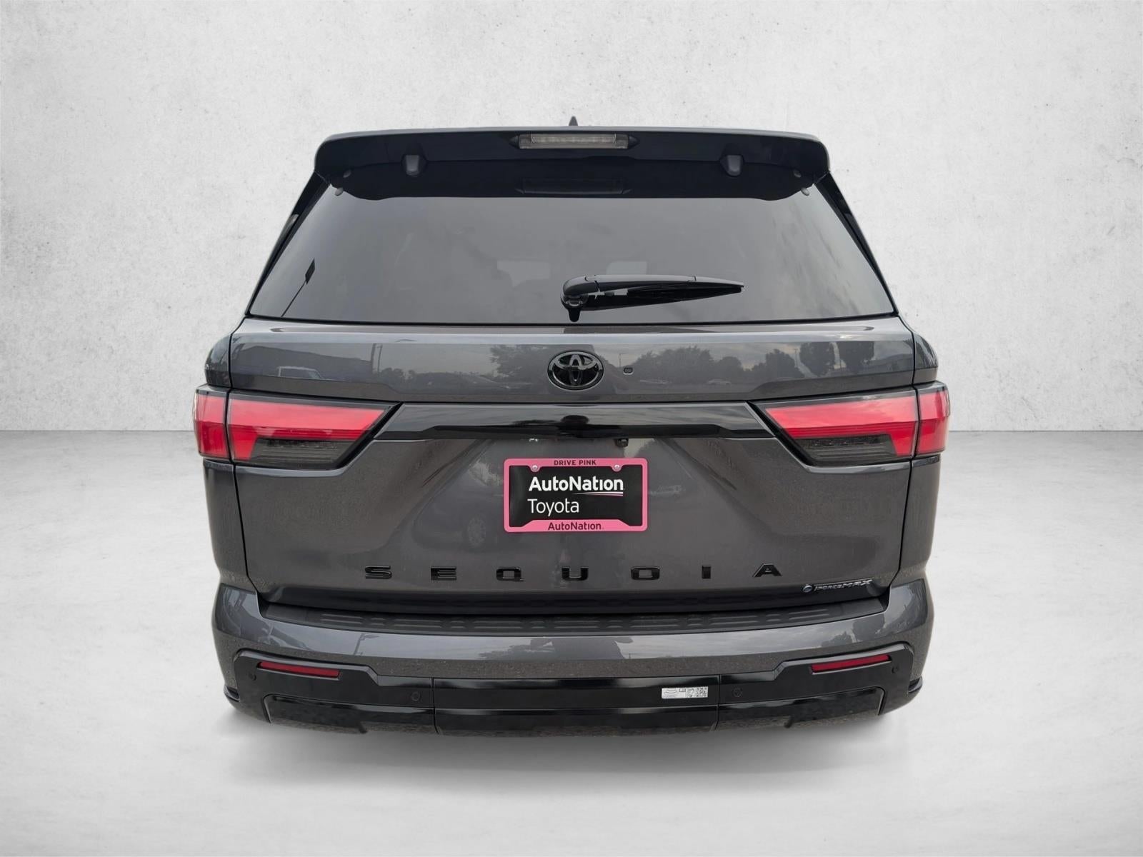 2026 Toyota Sequoia Platinum 4WD (Natl)