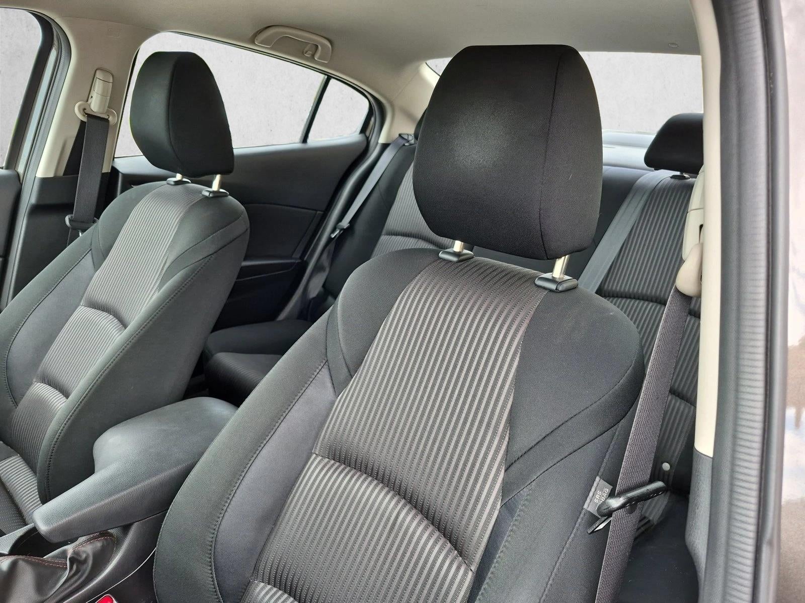 2014 Mazda Mazda3 4dr Sdn Auto i Touring