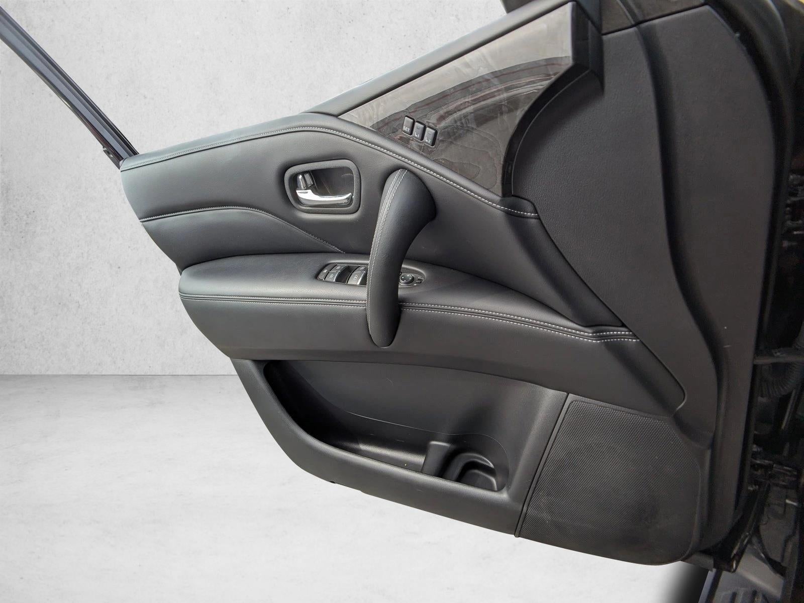 2023 INFINITI QX80 LUXE AWD