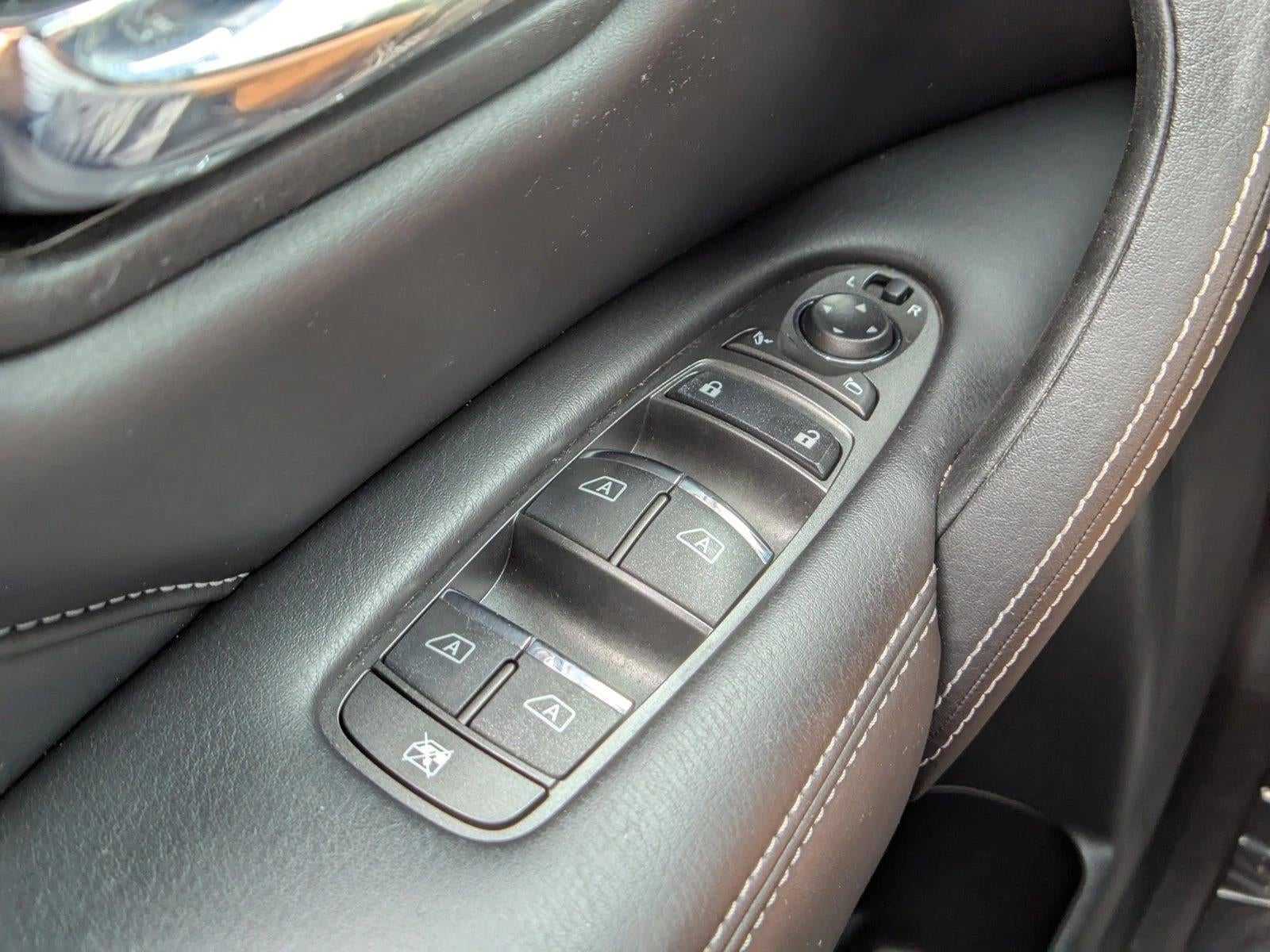 2023 INFINITI QX80 LUXE AWD