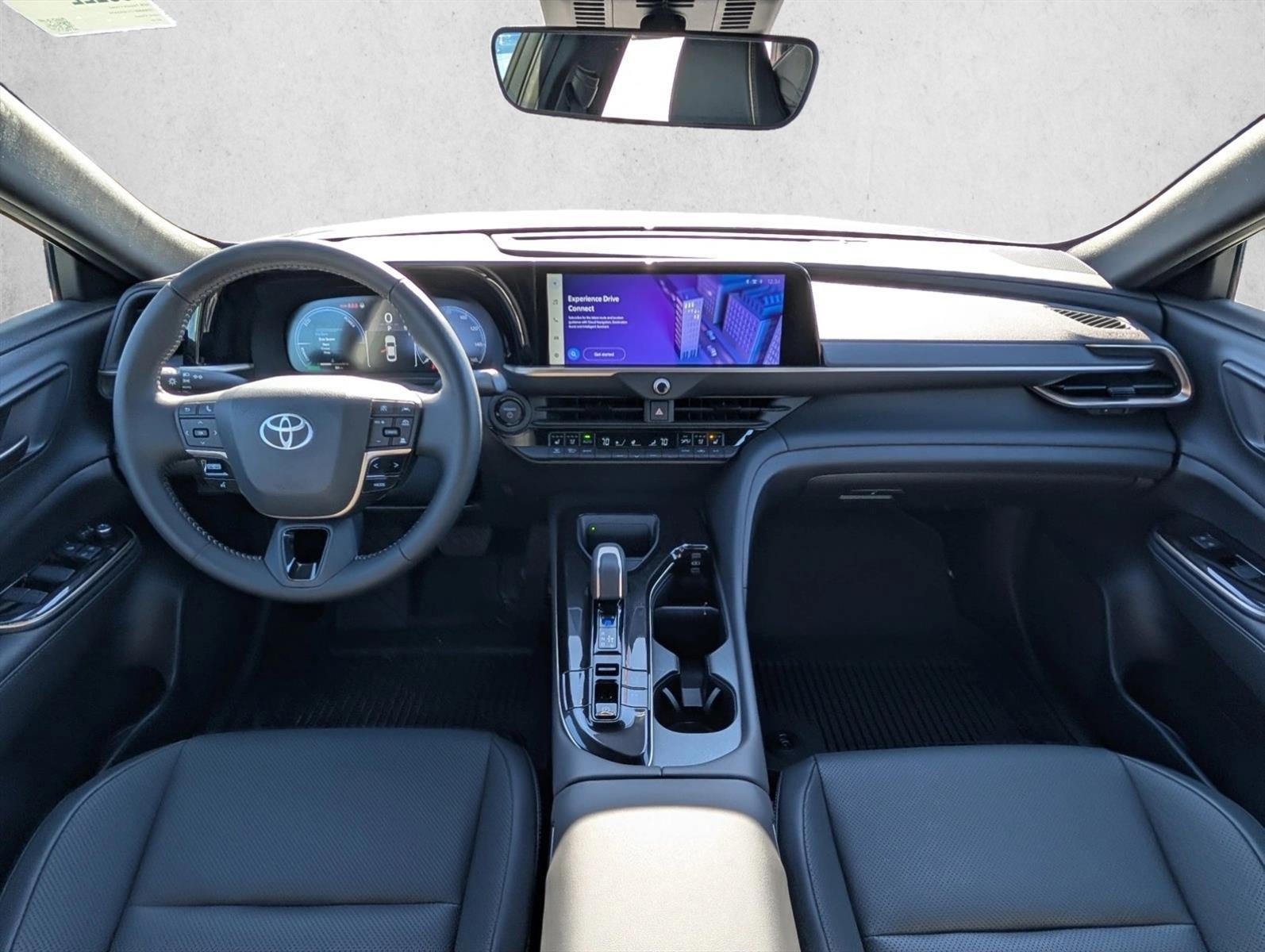 2026 Toyota Crown XLE AWD (Natl)