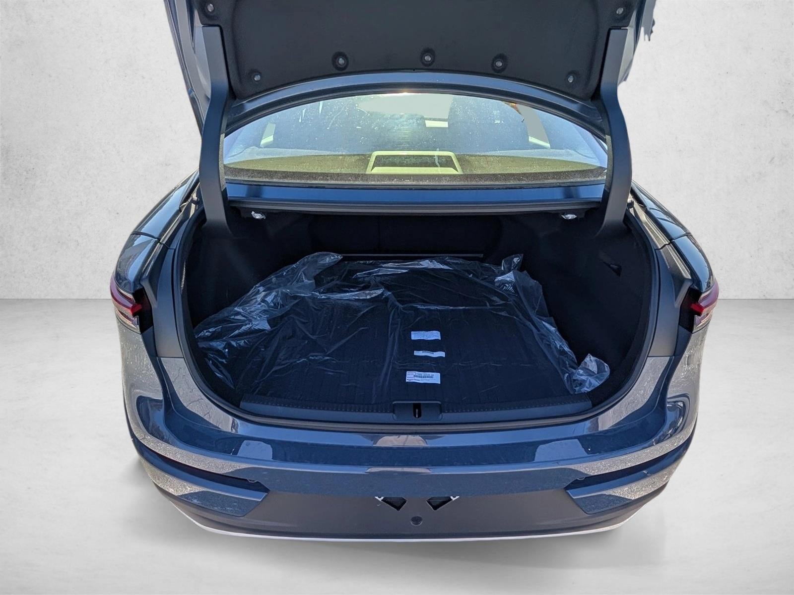 2026 Toyota Crown XLE AWD (Natl)