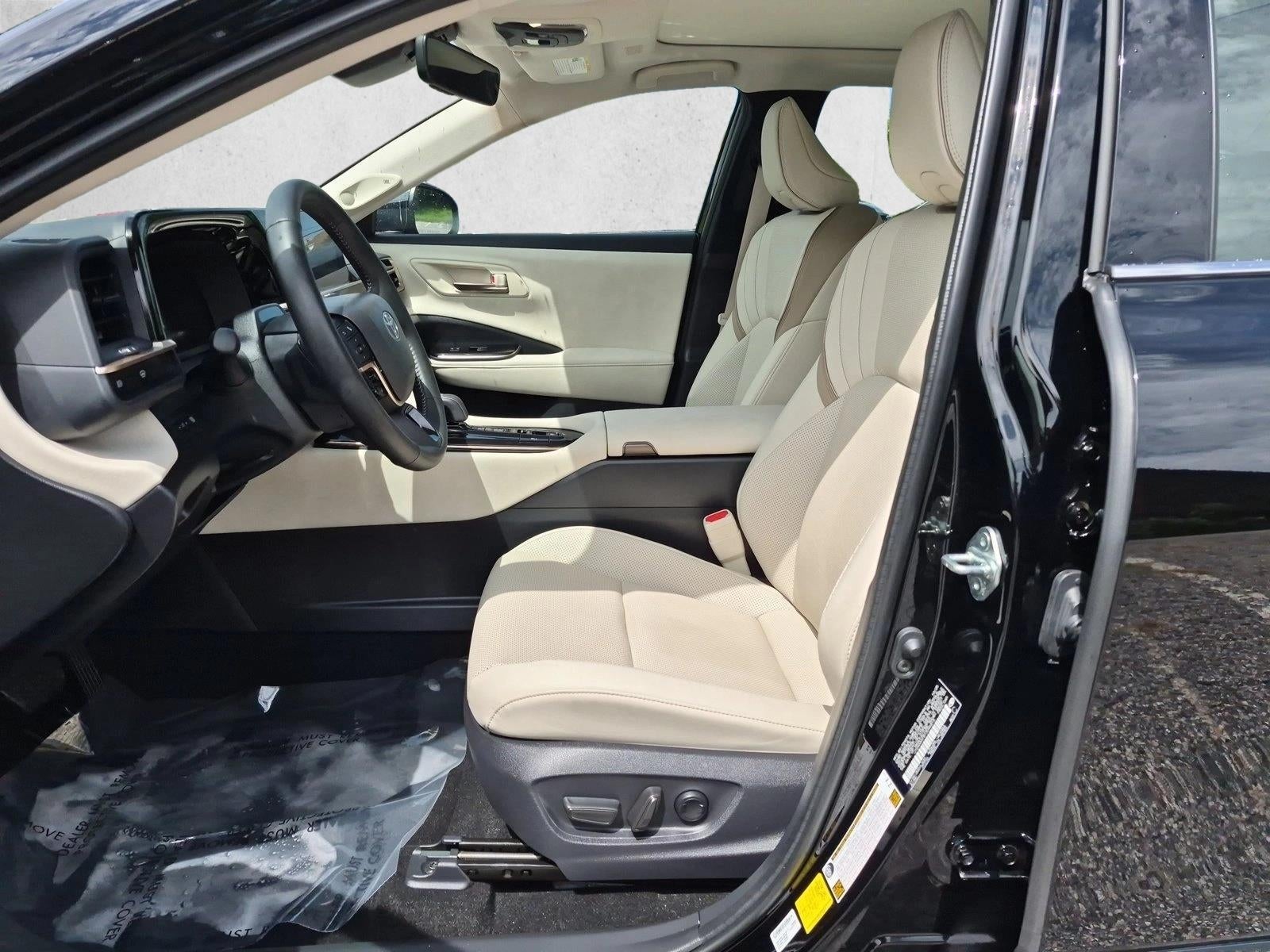 2026 Toyota Crown Limited AWD (Natl)