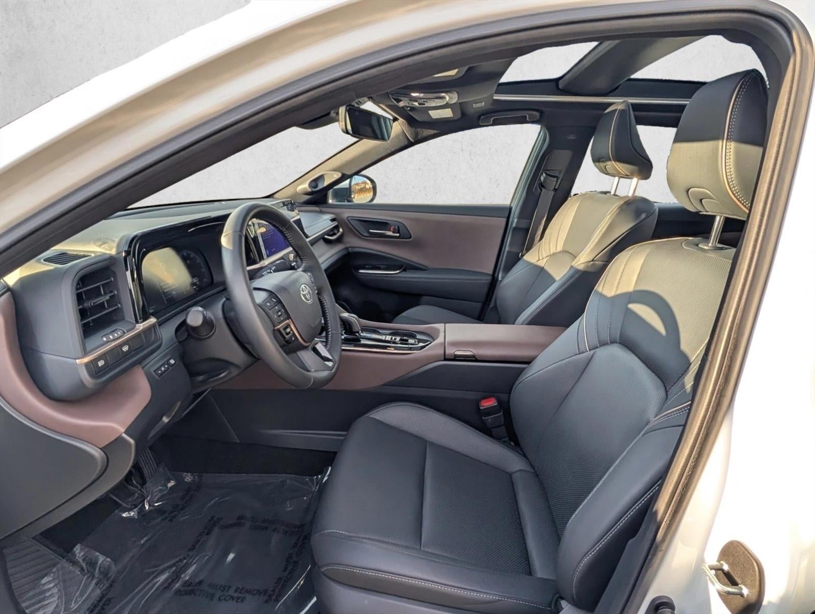 2024 Toyota Crown Limited AWD (Natl)