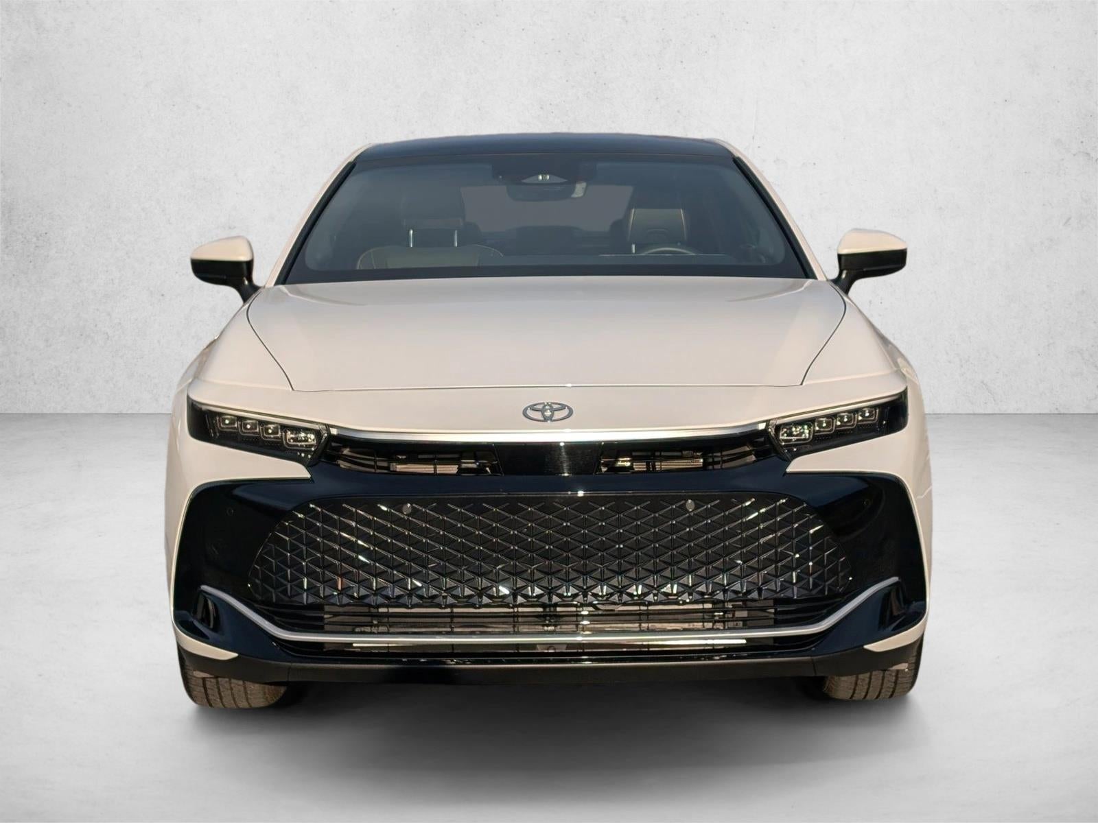 2024 Toyota Crown Limited AWD (Natl)