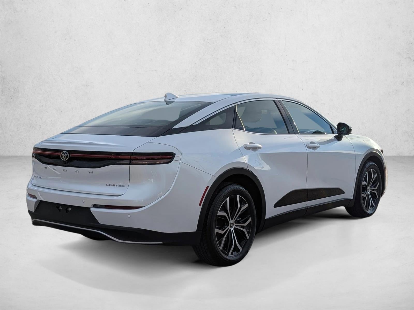 2024 Toyota Crown Limited AWD (Natl)