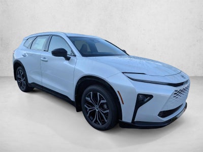 2026 Toyota Crown Signia XLE AWD (Natl)