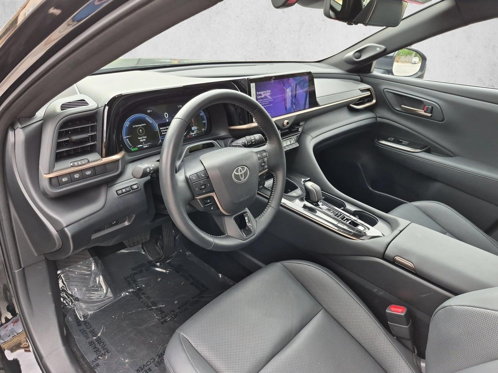 2025 Toyota Crown Signia Limited AWD (Natl)