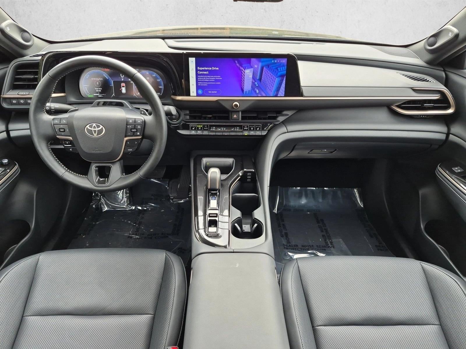 2025 Toyota Crown Signia Limited AWD (Natl)