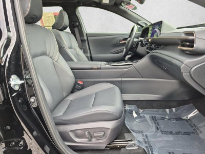 2025 Toyota Crown Signia Limited AWD (Natl)