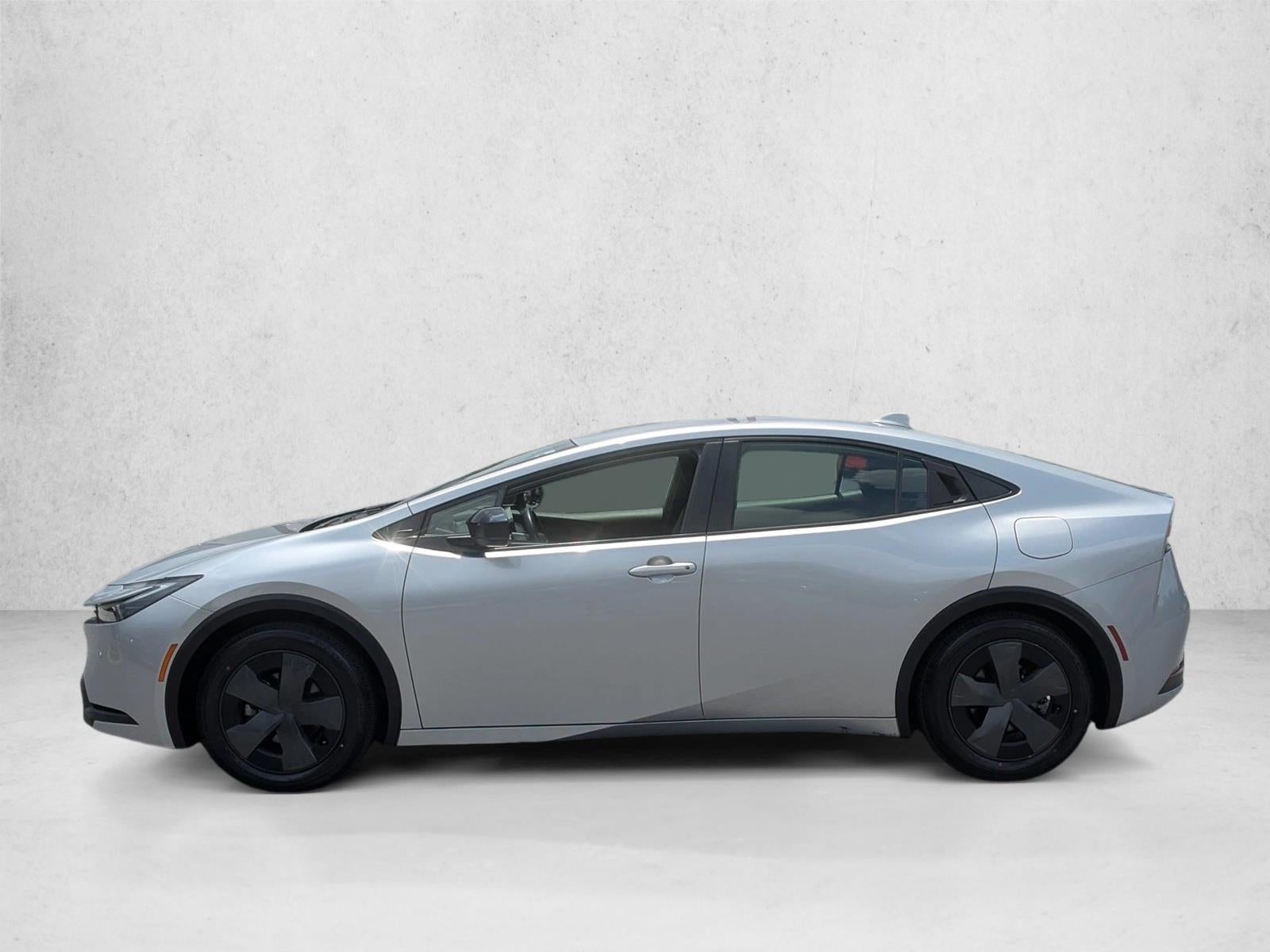 2024 Toyota Prius LE (Natl)