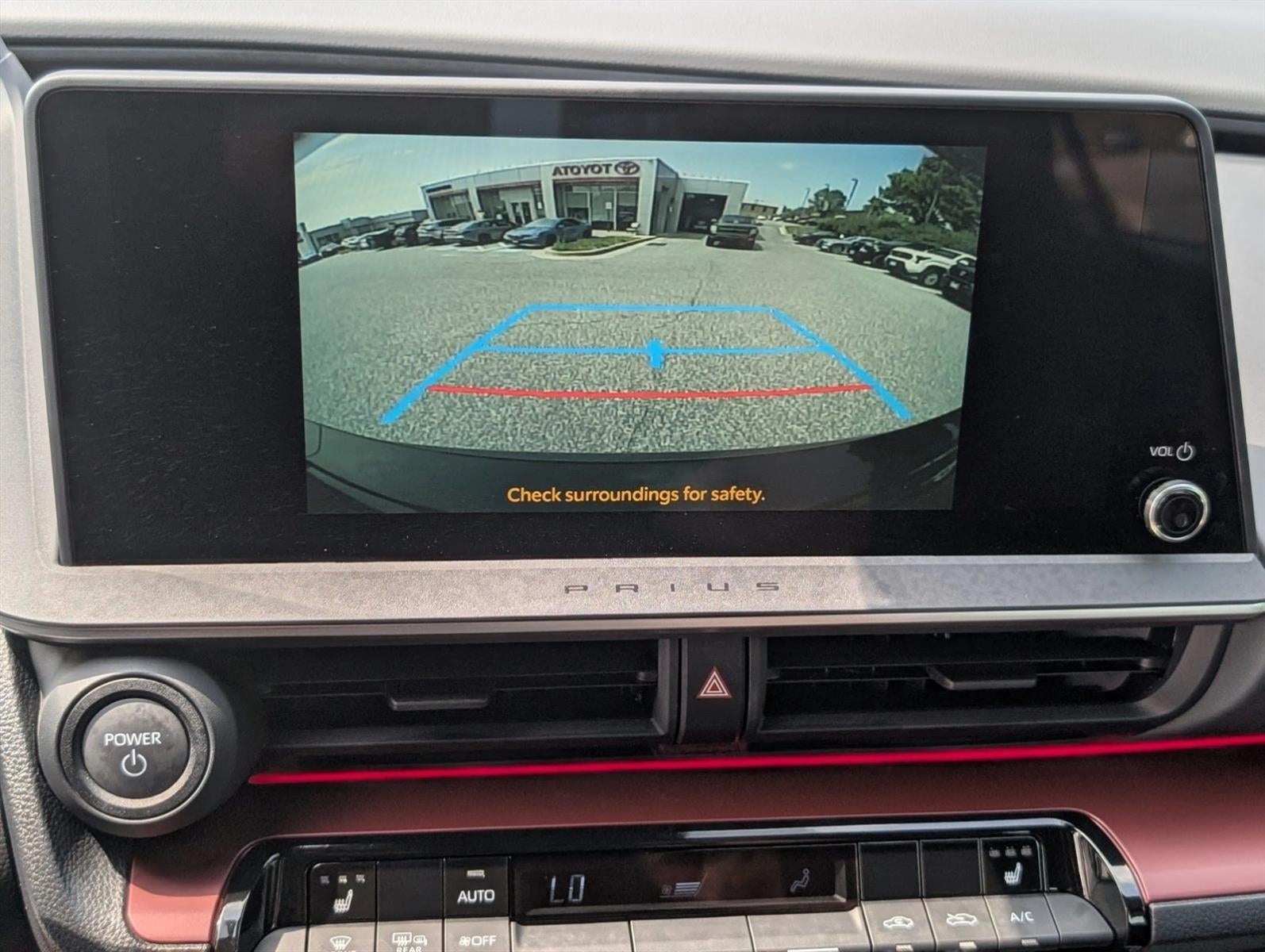 2026 Toyota Prius Plug-In Hybrid XSE (Natl)