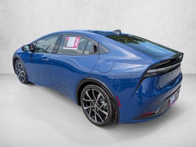 2026 Toyota Prius Plug-In Hybrid XSE (Natl)