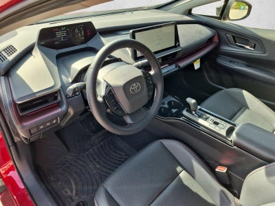 2026 Toyota Prius Plug-In Hybrid XSE (Natl)
